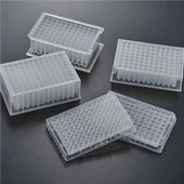Laboratórny jednorazový plast 2,2 Ml 96 Hlboká studňa Tanier